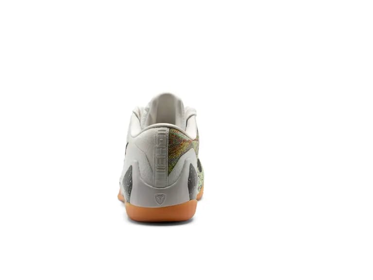 ZOOM KOBE 9 ELITE LOW MILAN WHITE GUM - KOBE 9 MCG