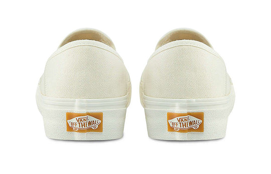 SLIP ON CHECKERED BOARD