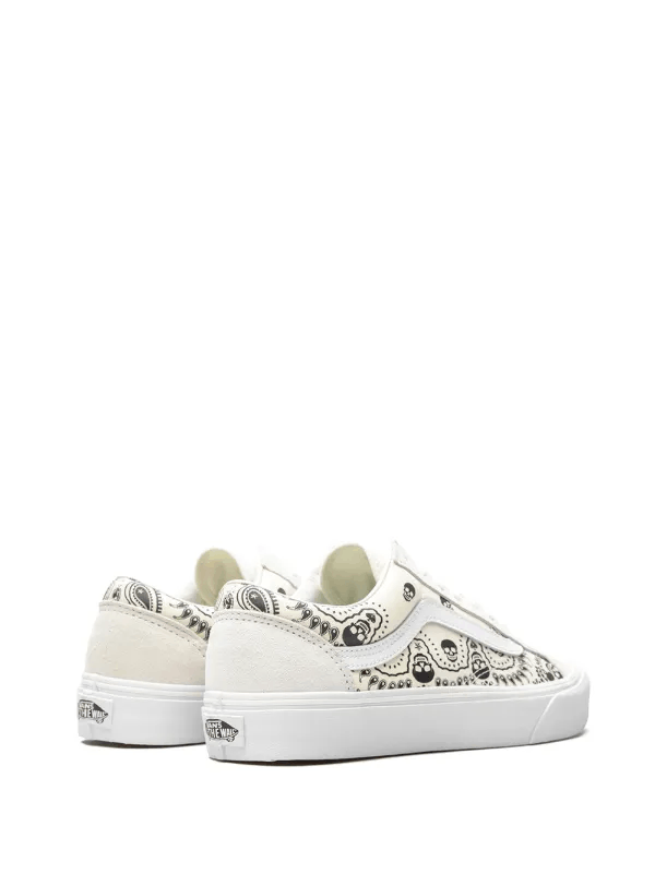 WHITE BANDANA TOPGRADE SHOES UNISEX SIZES (W-BAN)