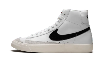 NIKE BLAZER MID 77 VINTAGE WHITE BLACK