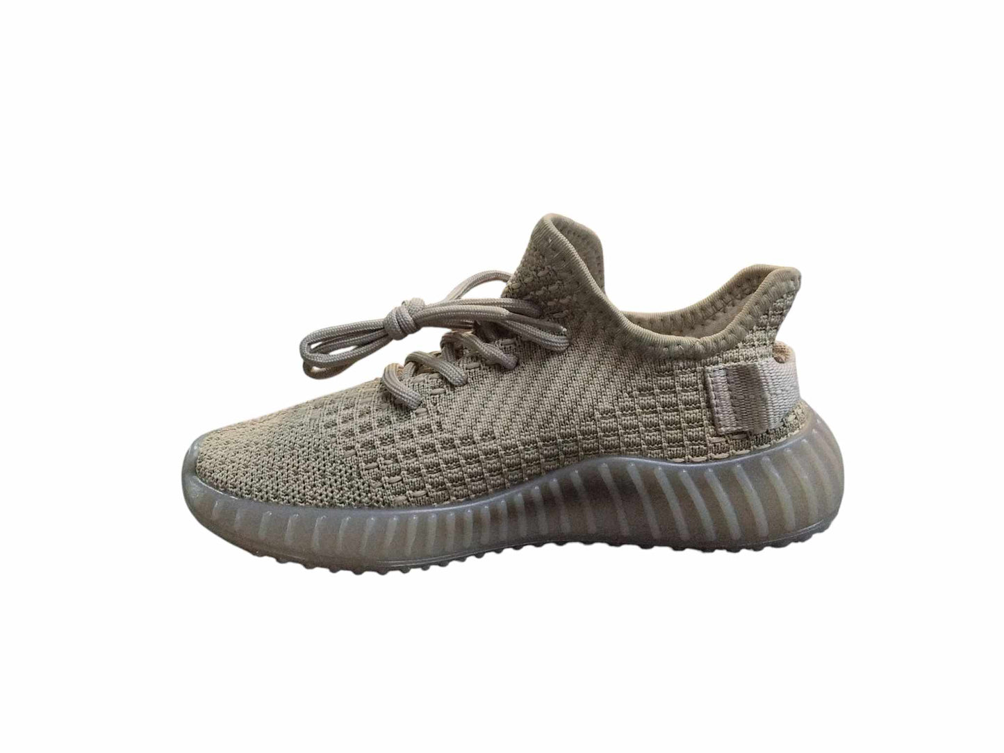 KIDS YEZZY BROWN (K-YZY BRWN)