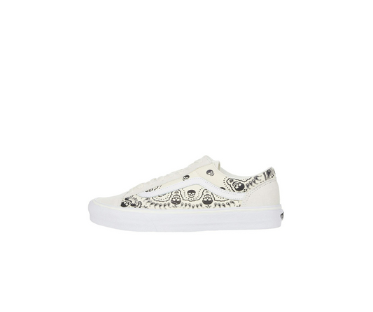 WHITE BANDANA TOPGRADE SHOES UNISEX SIZES (W-BAN)
