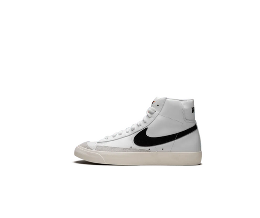 NIKE BLAZER MID 77 VINTAGE WHITE BLACK